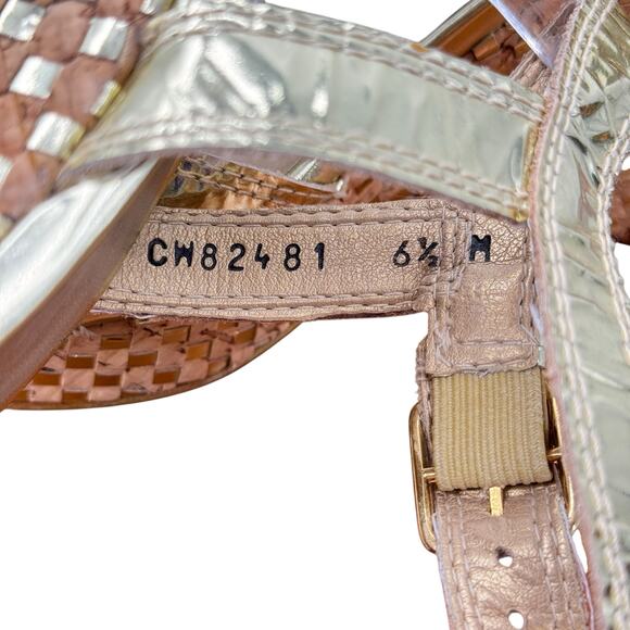 Stuart Weitzman Juty Woven Gold Metallic Wedge Sandal Women 6.5 Resort Luxe Glam - Picture 9 of 9